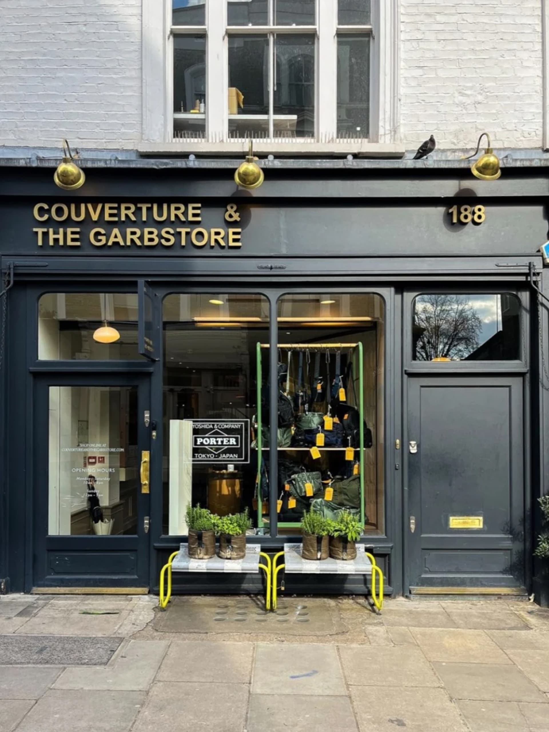 london 1 Image: Couverture & The Garbstore