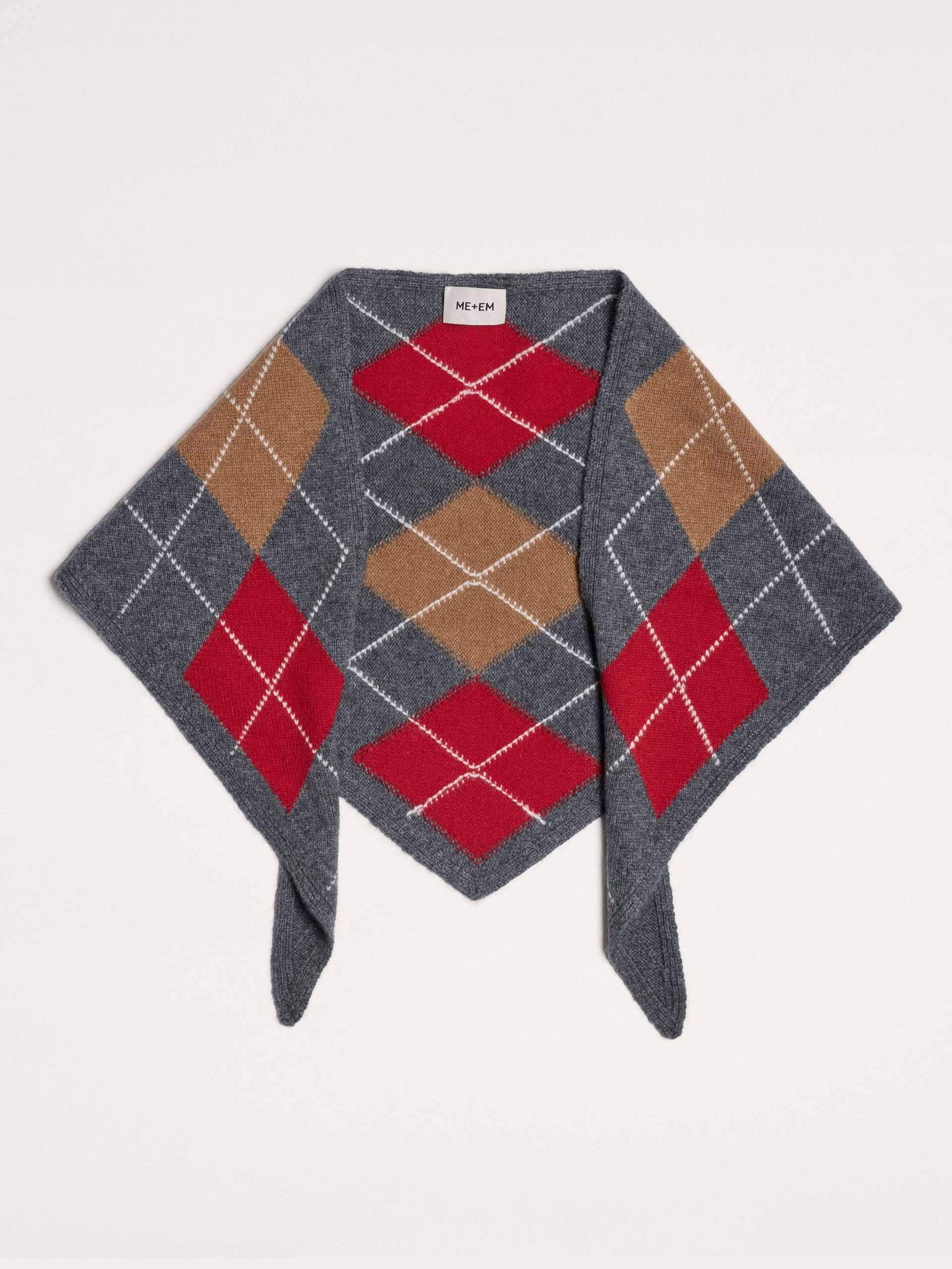hp-me-em-triangle-scarf