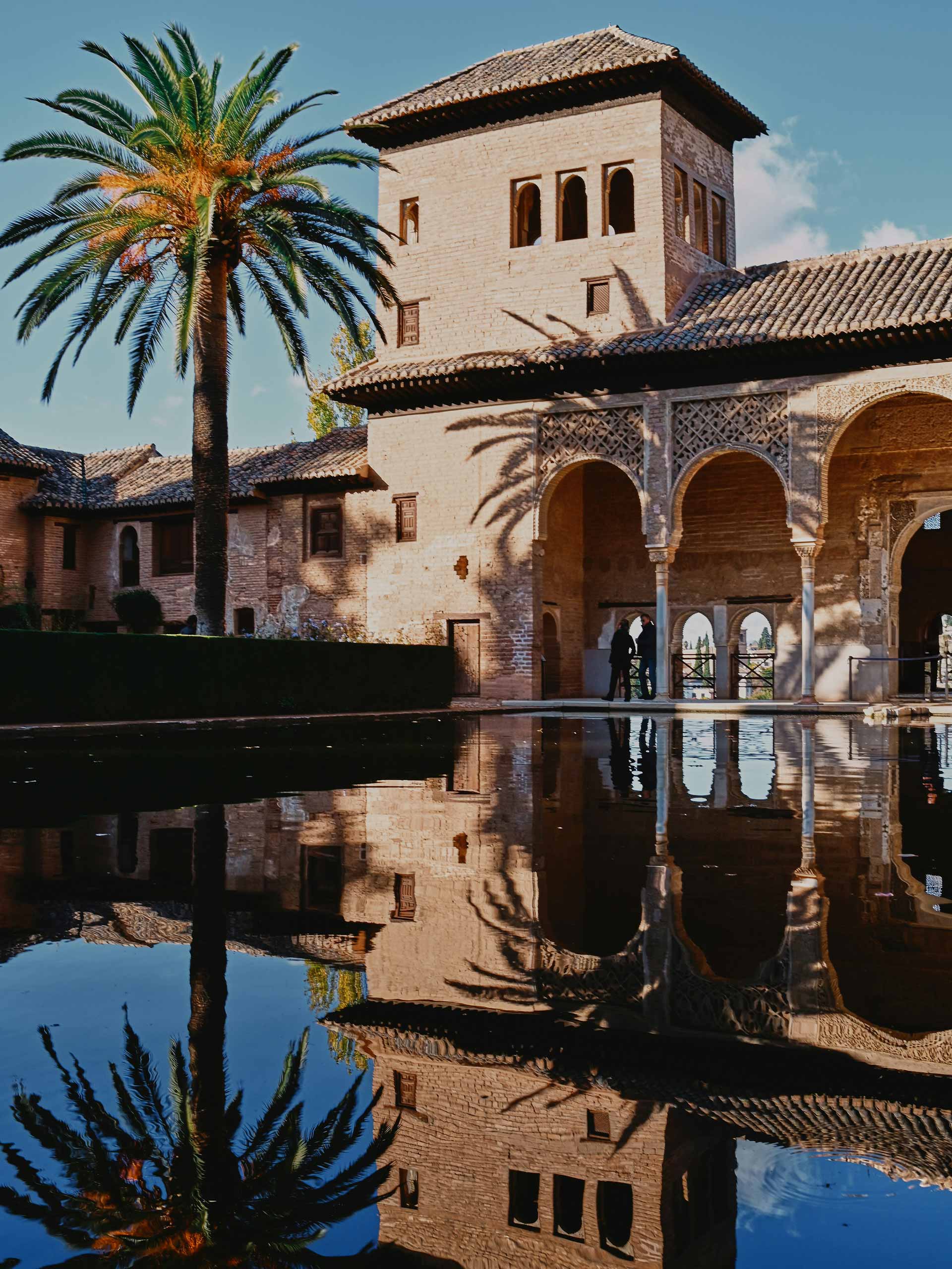 granade-inspo-alhambra-girl-with-red-hat-unsplah Alhambra. Image: Girl With Red Hat via Unsplash