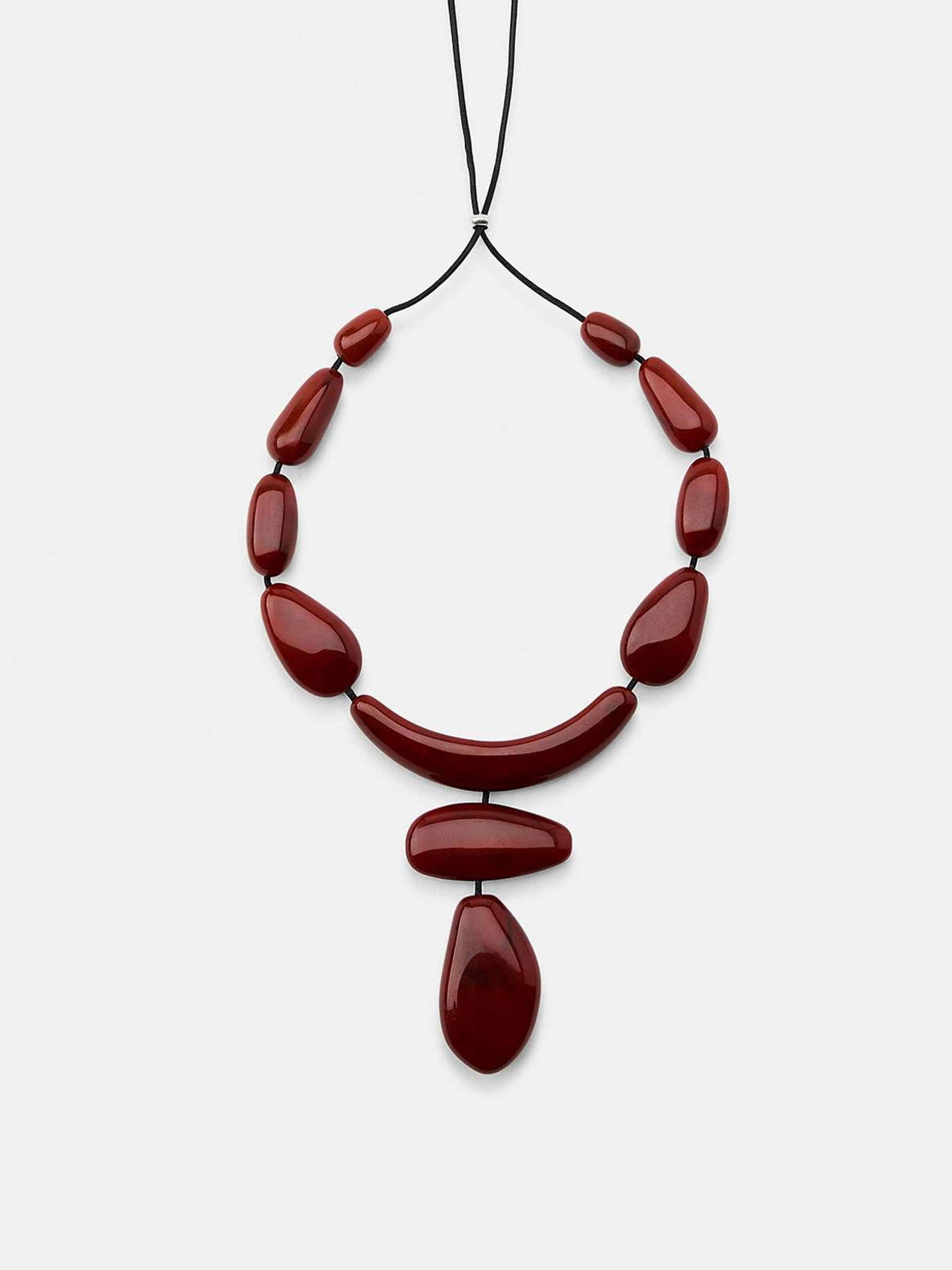hp-zara-resin-necklace