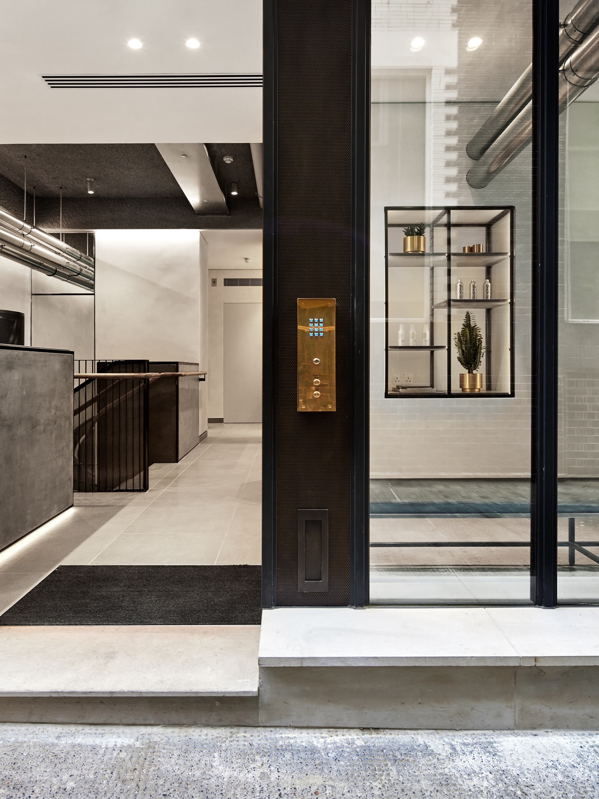 London window Image: Nicola Clarke Salon